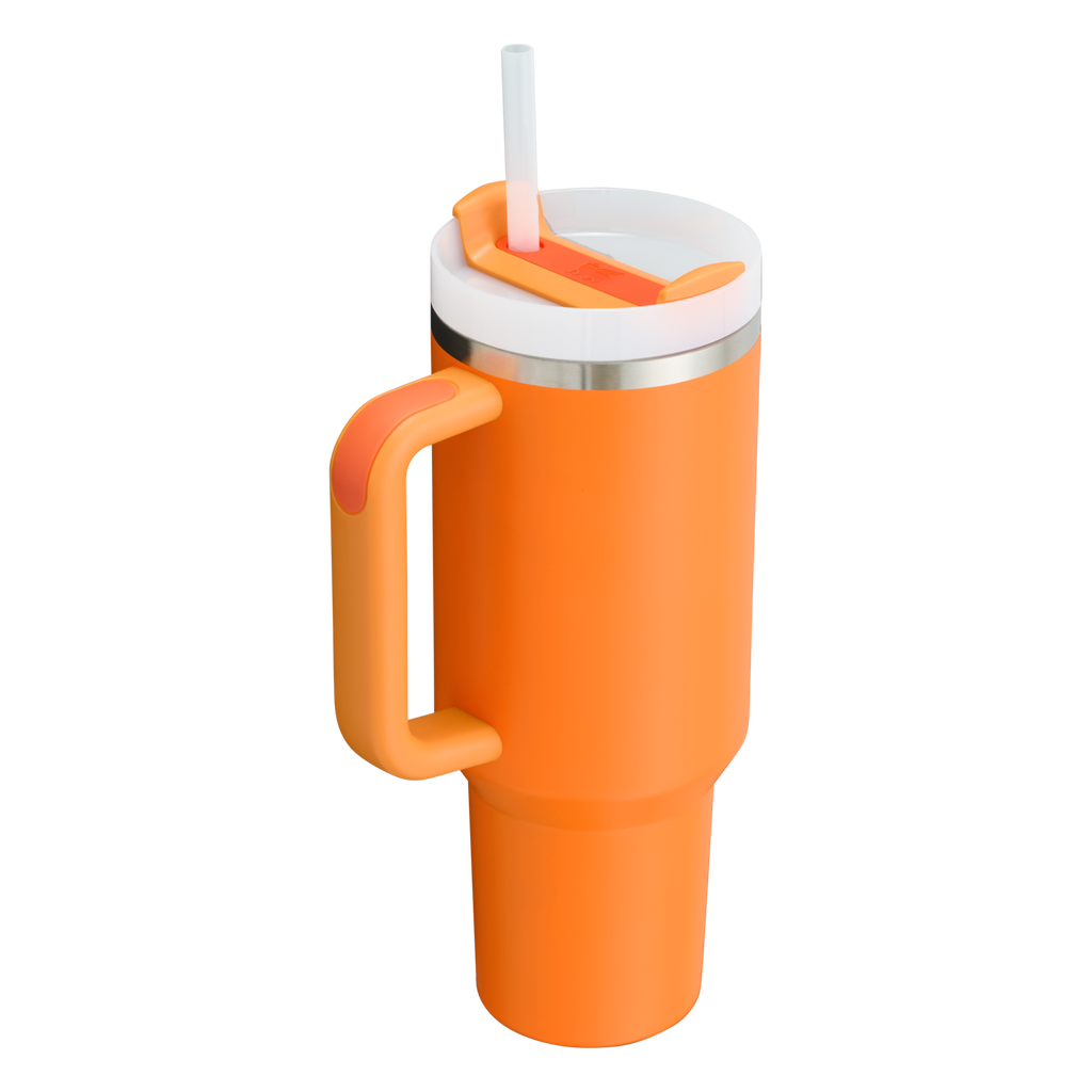 Car-Cup Friendly The Quencher H2.0 Flowstate Tumbler D050X - Premium Stainless Steel Straw Cup for All-Day Hydration Detail