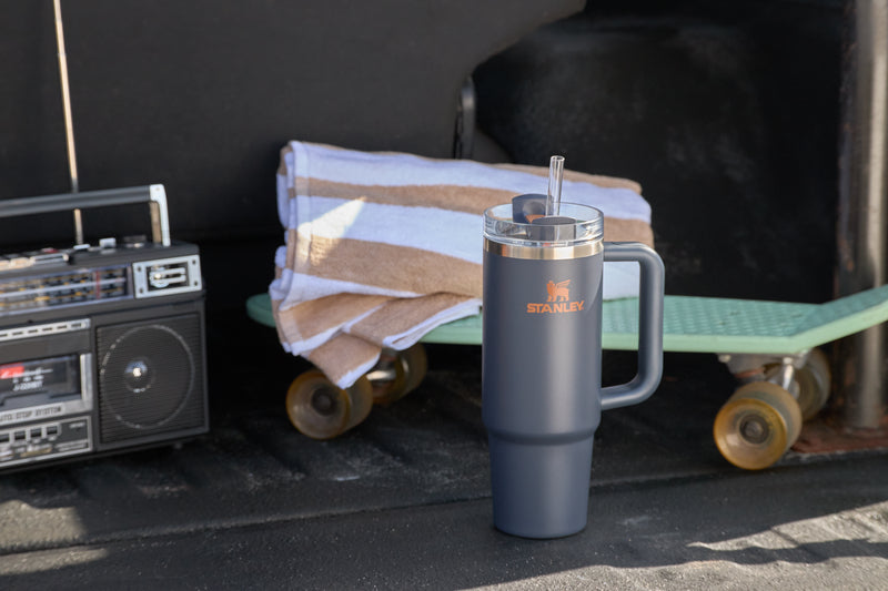 Double-Wall Vacuum The Quencher H2.0 Flowstate Tumbler  | Stanley Create D332L - Double-Wall Vacuum Insulated Travel Tumbler with Straw Detail